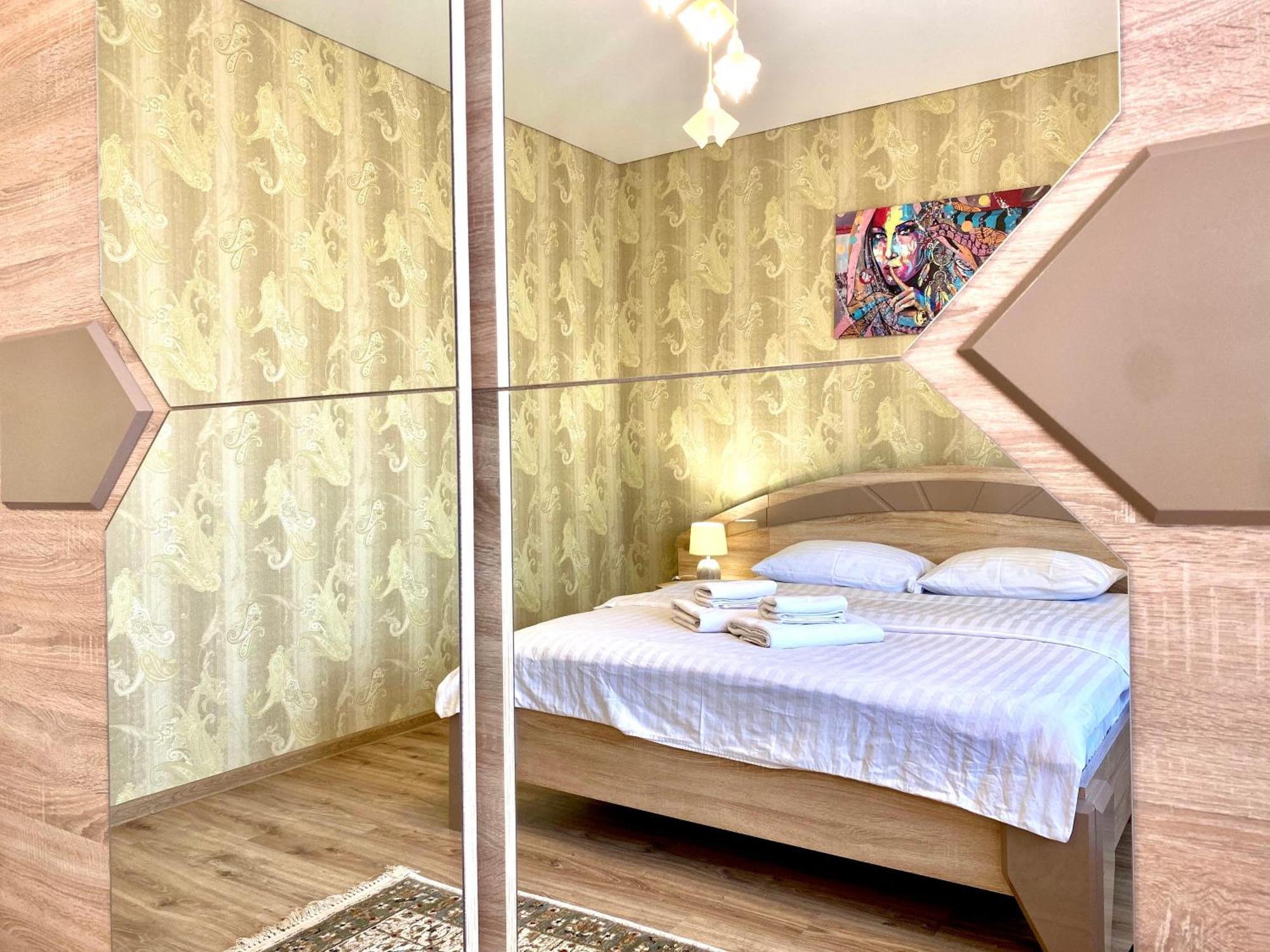 Apartpoltava Новий Будинок, В Самому Центрі 2-Окремі Кімнати, Панорамний Балкон Kültér fotó