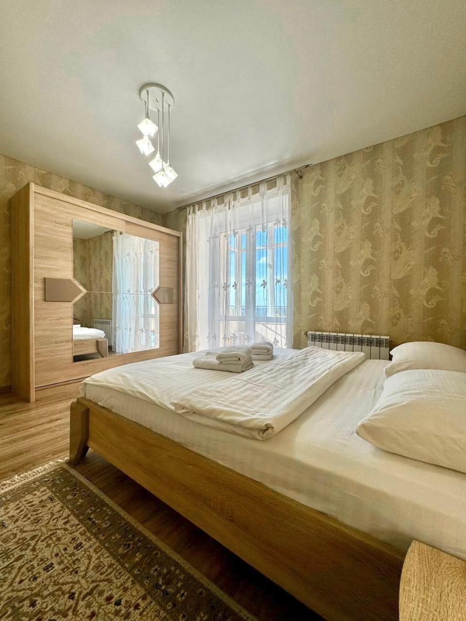 Apartpoltava Новий Будинок, В Самому Центрі 2-Окремі Кімнати, Панорамний Балкон Kültér fotó