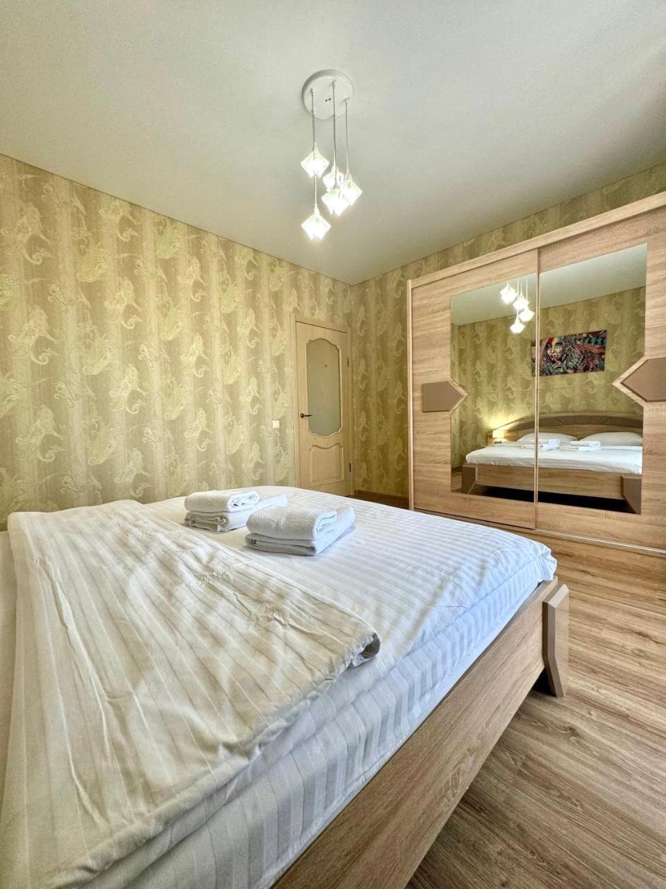 Apartpoltava Новий Будинок, В Самому Центрі 2-Окремі Кімнати, Панорамний Балкон Kültér fotó